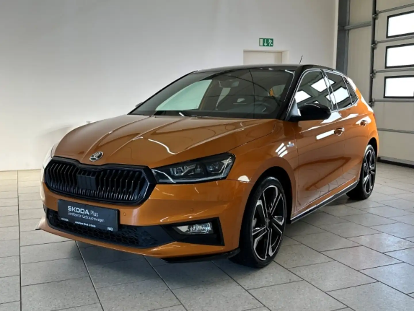 Skoda Fabia 1.0 TSI DSG Monte Carlo Navi ACC Kamera SHZ Orange - 2