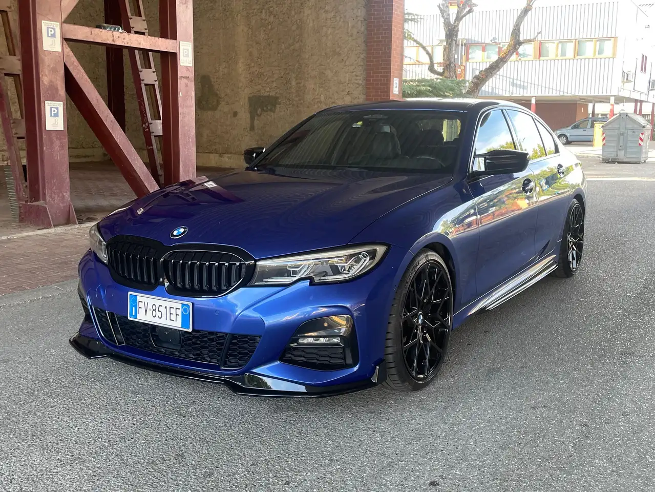 BMW 330