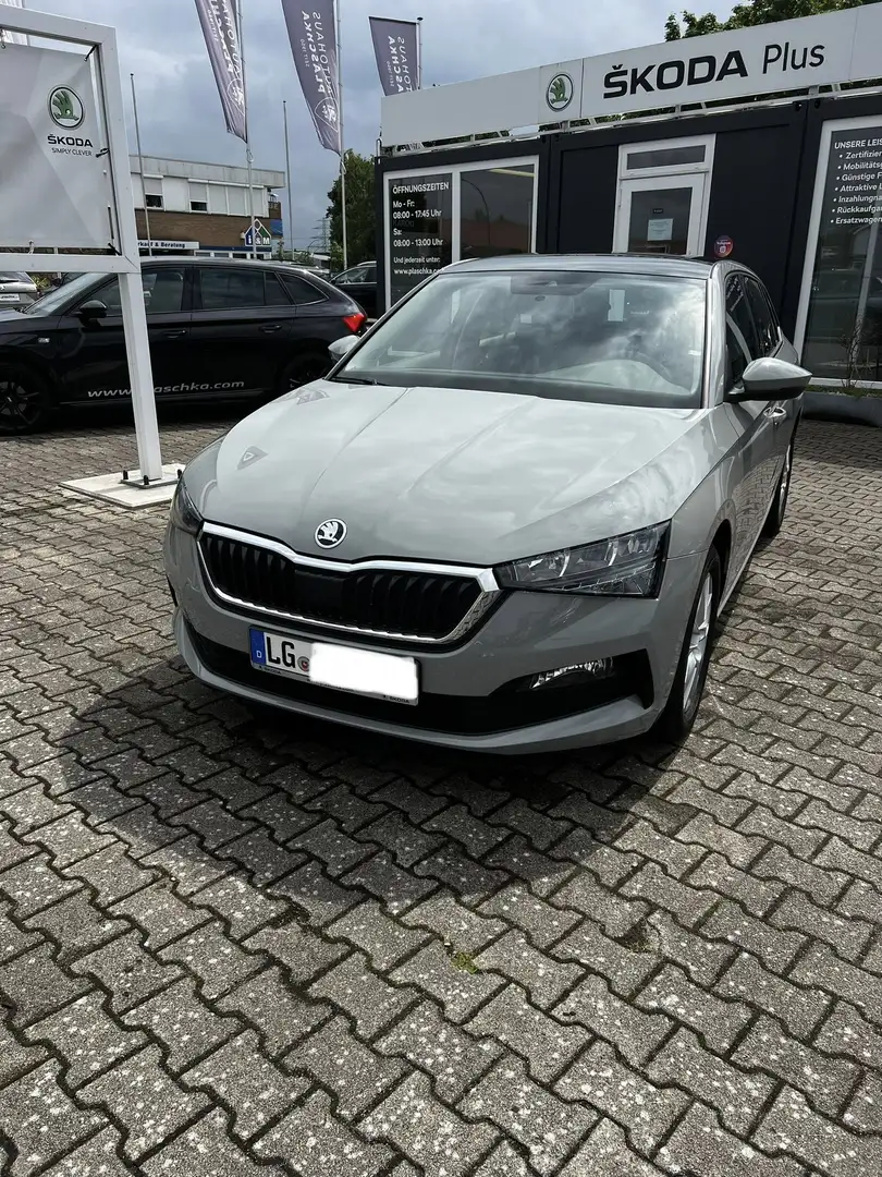 Skoda Scala Ambition Grau - 2