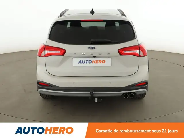 Ford Focus view 5