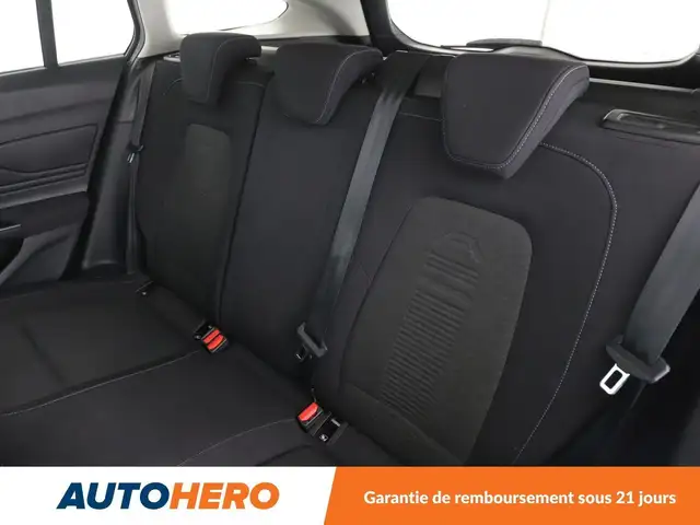 Ford Focus view 14