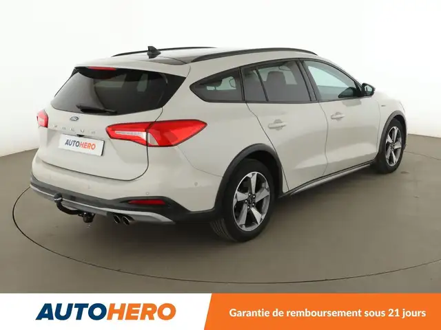 Ford Focus view 6