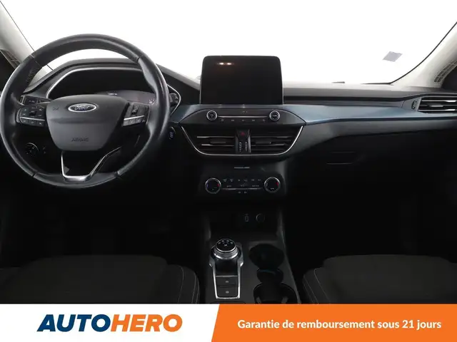 Ford Focus view 12