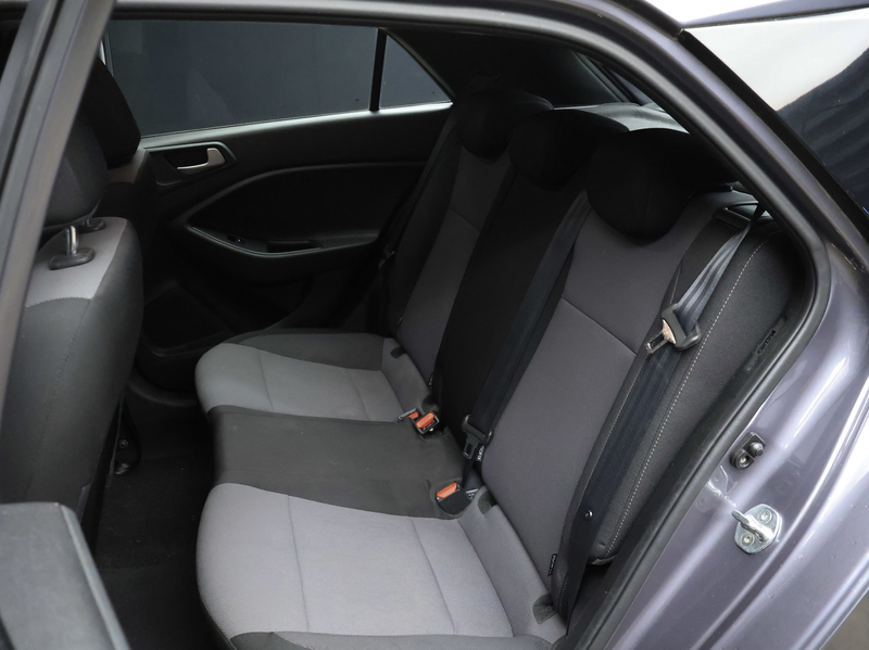 Hyundai i20 1.0 T-GDI Sport (APPLE CARPLAY,NAVI,CAMERA,CRUISE, — photo 21