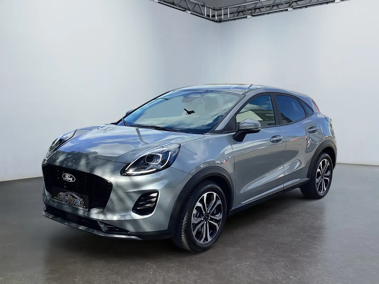 Ford Puma Titanium 1.0 EcoBoost TEMP NAVI PDC SHZ Silber - 2