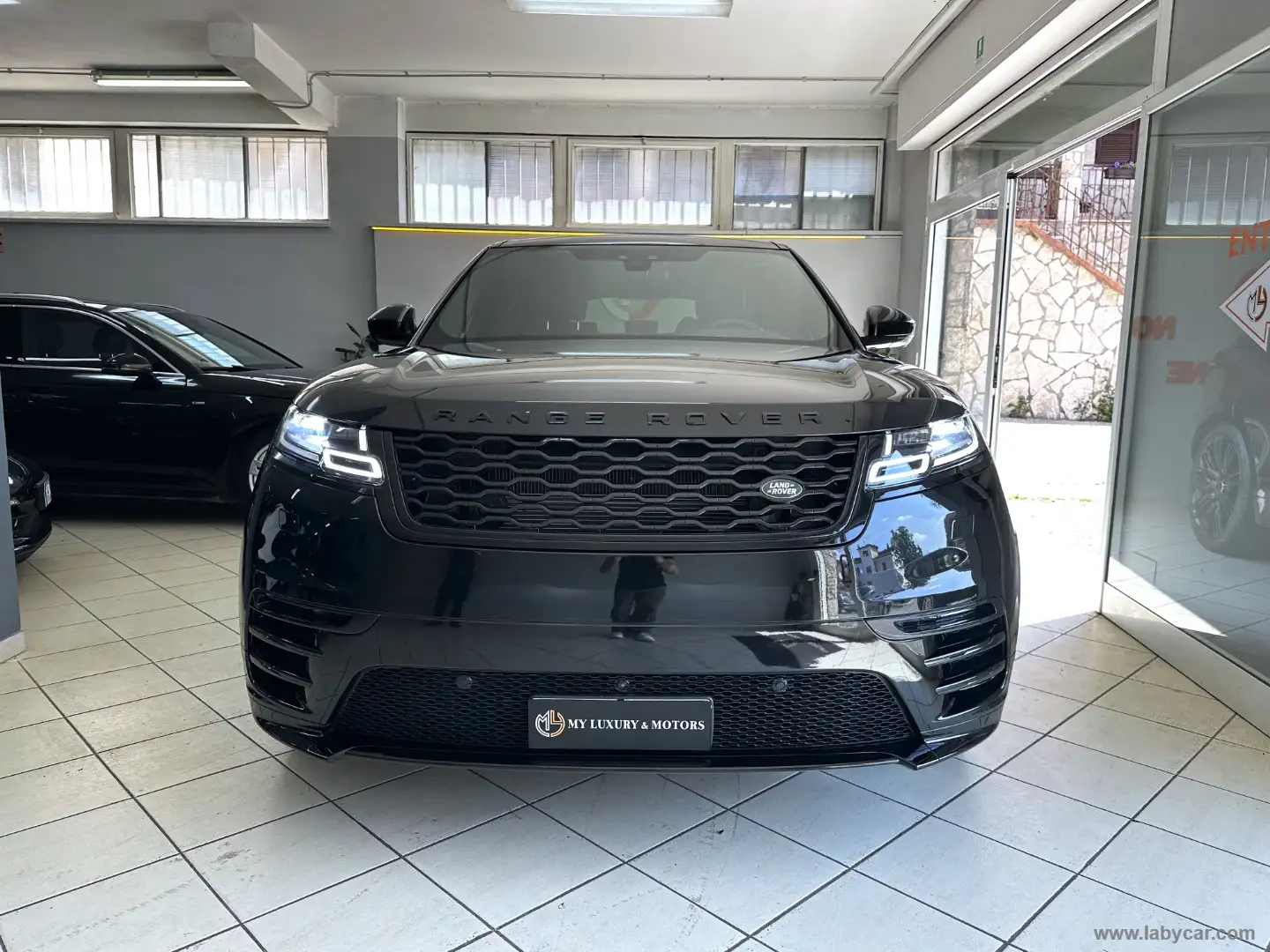 Land Rover Range Rover Velar RR  2.0D 240 CV R-Dynamic SE *UNICOPROPRIETARIO Nero - 2