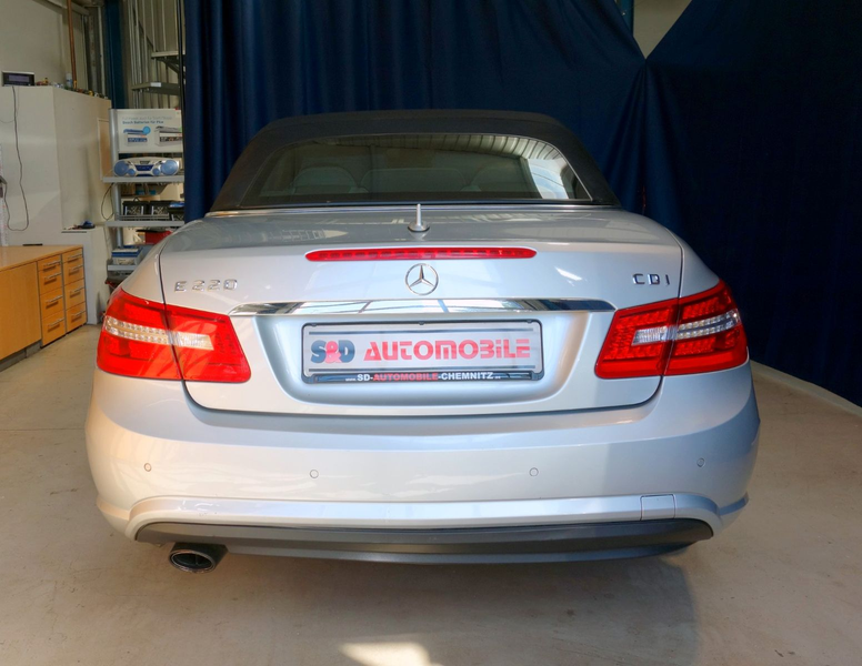 Mercedes-Benz E 220 E -Klasse Cabrio E 220 CDI BlueEfficiency — photo 4