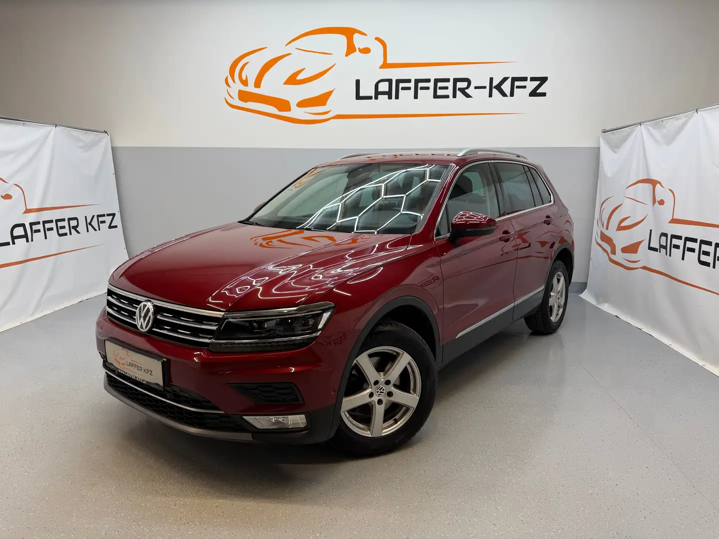 Volkswagen Tiguan 2,0 TDI Highline 4Motion DSG VIRTUALL APP PDC Rot - 1