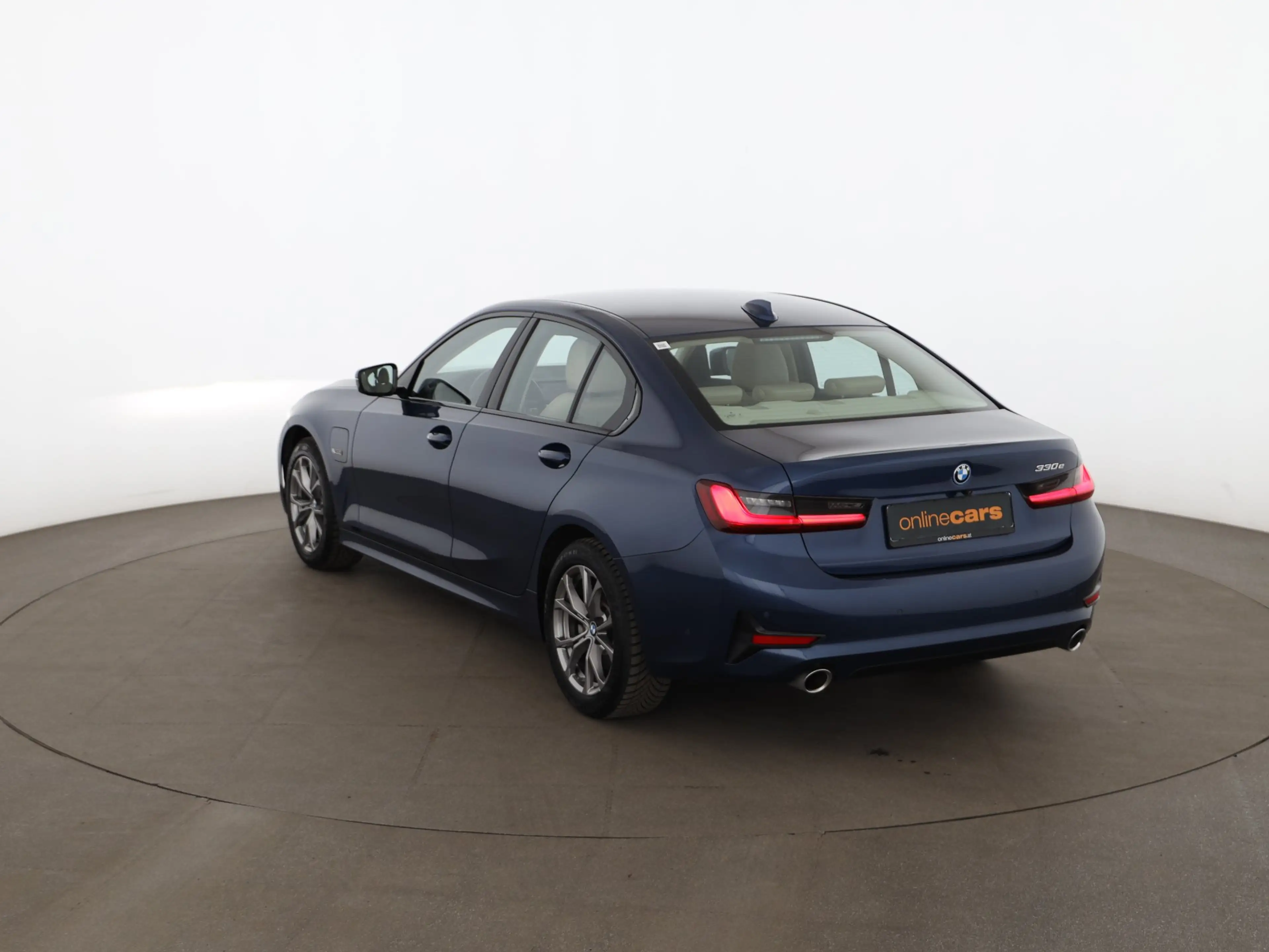 BMW 330 e Limousine Sport Line Aut LED LEDER NAVI — photo 7
