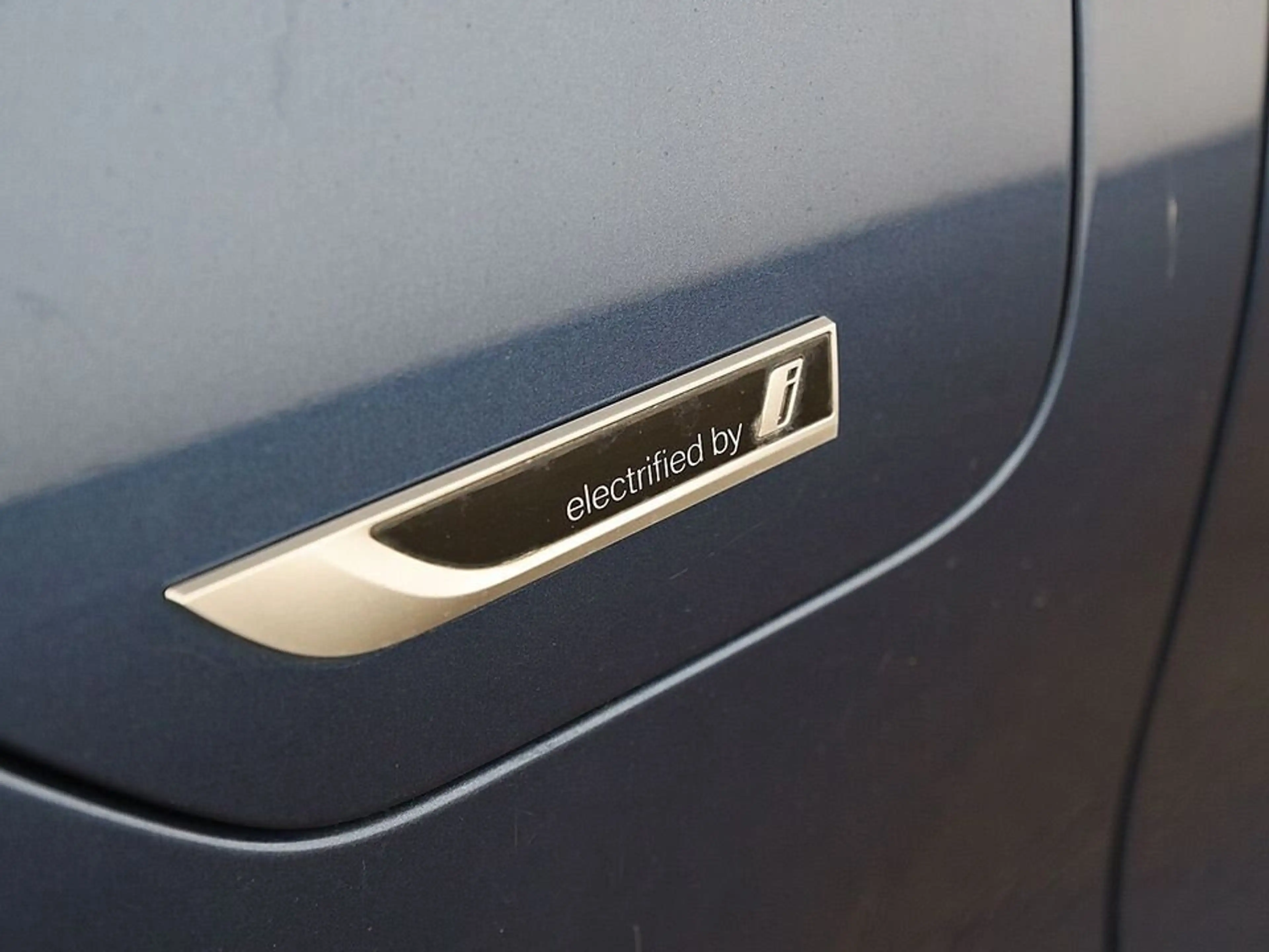 BMW 330 e Limousine Sport Line Aut LED LEDER NAVI — photo 15