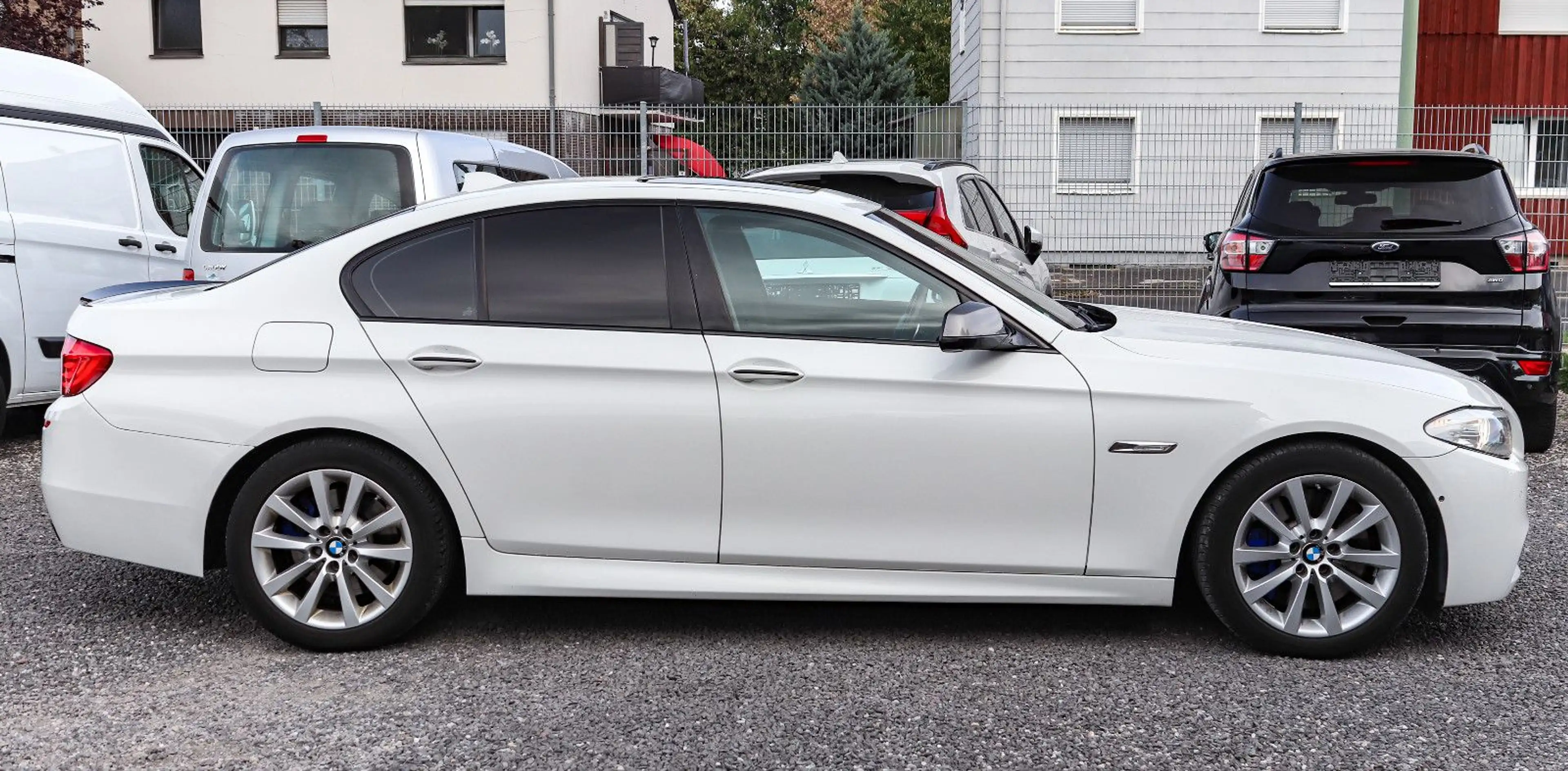 BMW 550 M-550d xDrive*NIGHT*SOFT*S.DACH*HUD*ACC*KAMERA* — photo 4