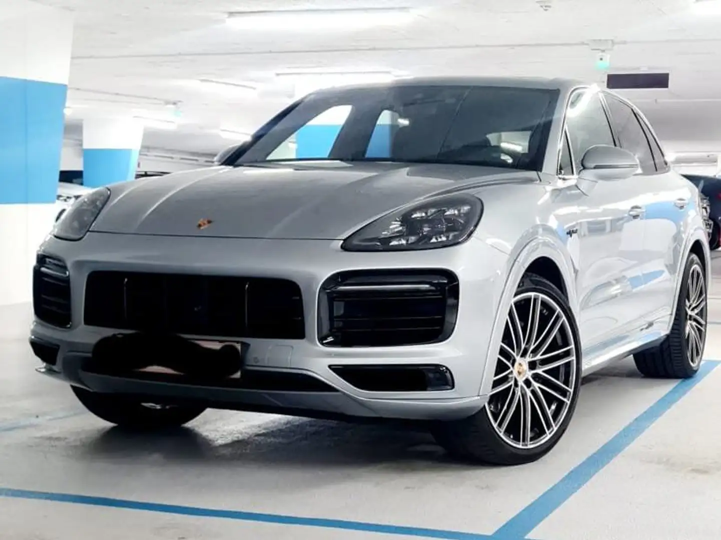 Porsche Cayenne Cayenne III E-Hybrid PHEV 17,9 kWh Aut. Silber - 2