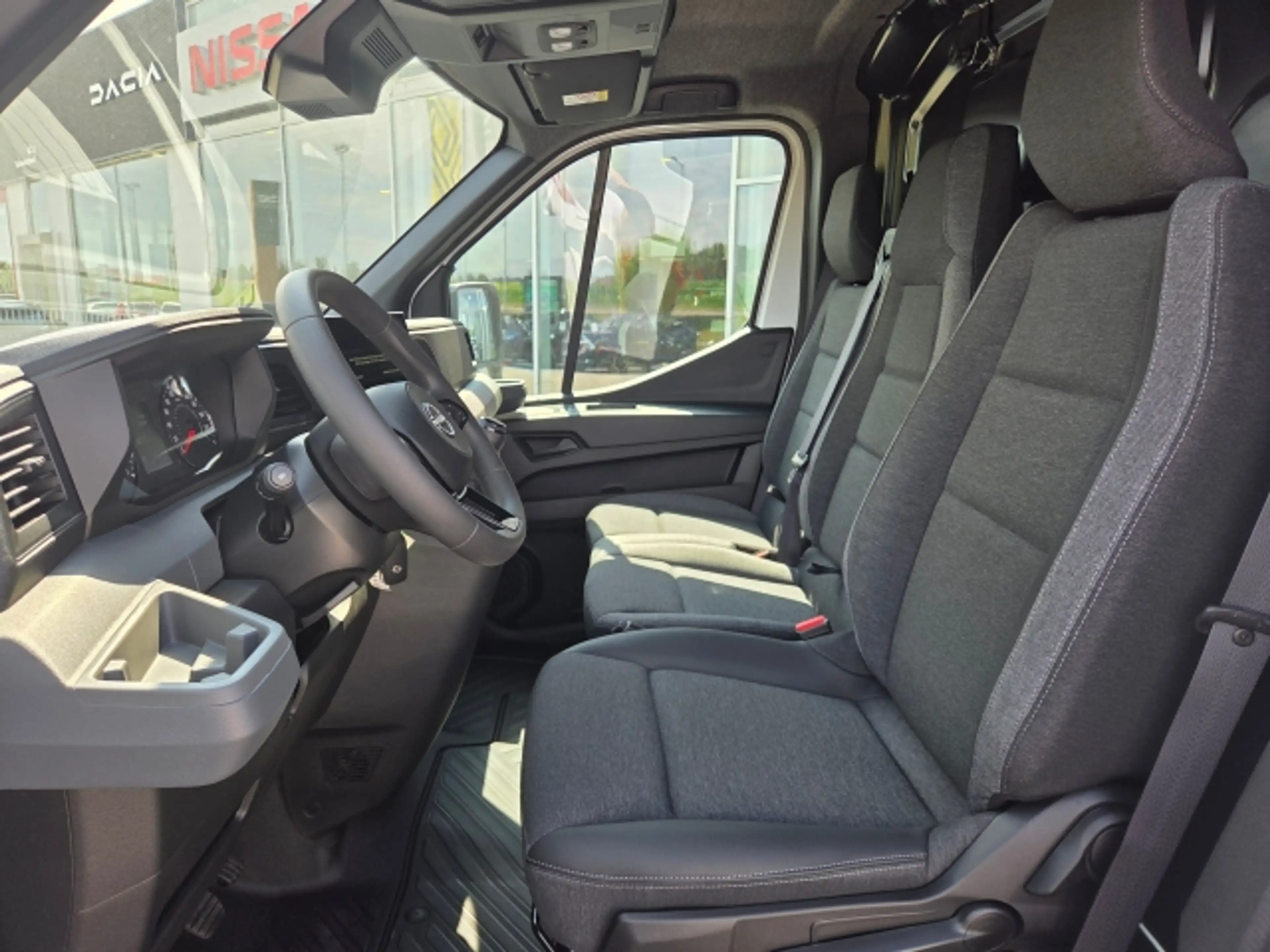 Nissan Interstar N-Connecta L3H2 150PS — photo 3