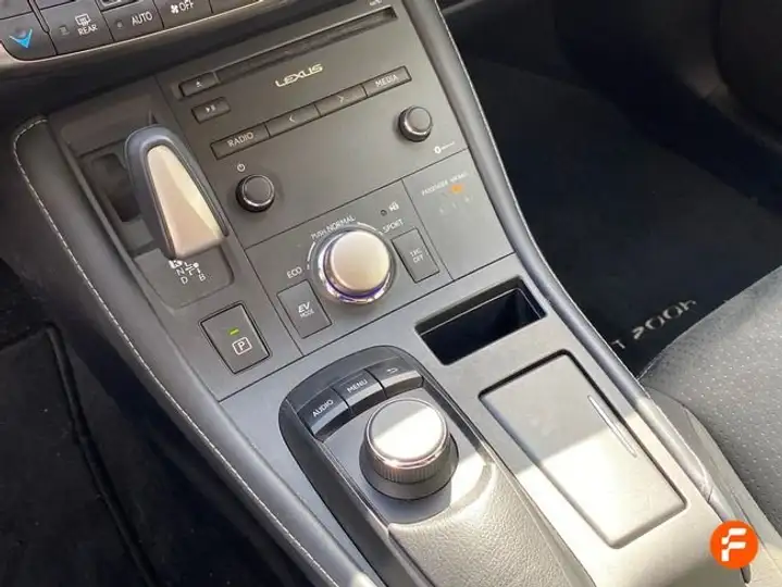 Lexus CT 200h EXECUTIVE 2018, foto 17