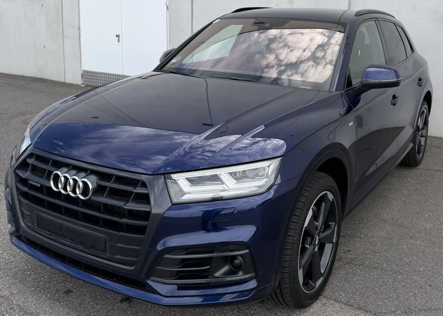 Audi Q5 quattro sport 2.Besitz Blau - 2