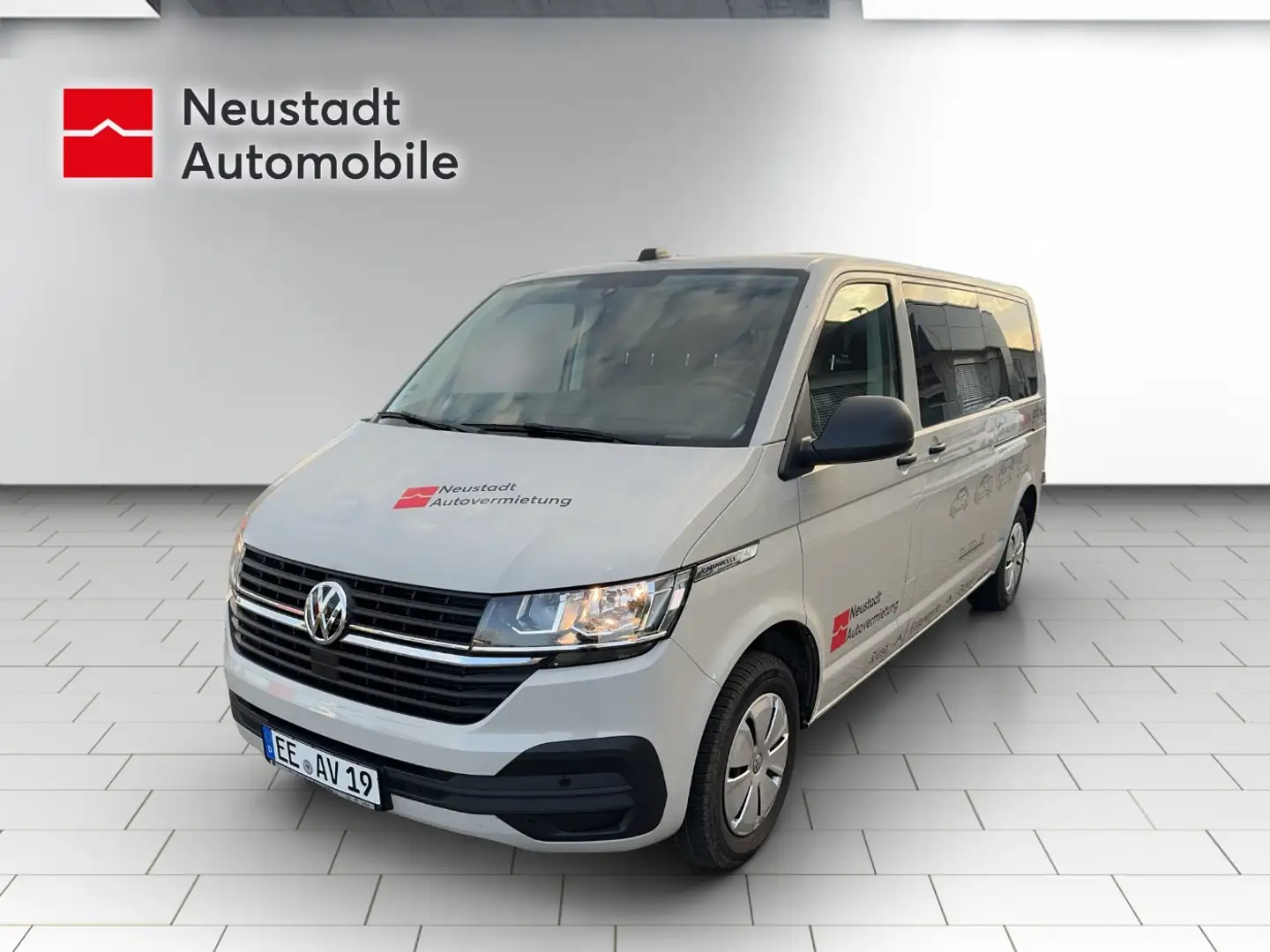 Volkswagen T6.1 Caravelle 9-Sitze Trendline Anhängerkupp., Allwetter Grau - 1