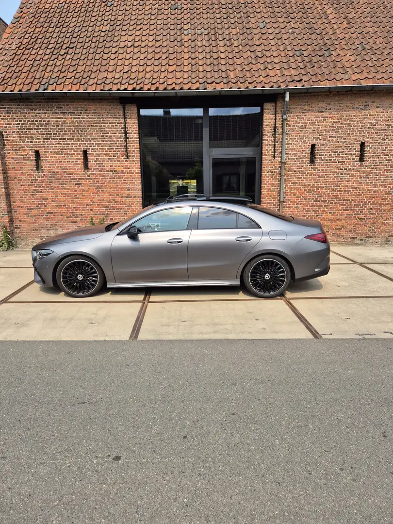 Mercedes-Benz CLA 220 CLA 220 4Matic 7G-DCT AMG Line Zilver - 1