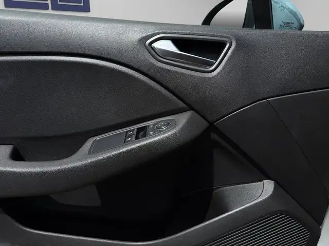 Renault Clio view 11
