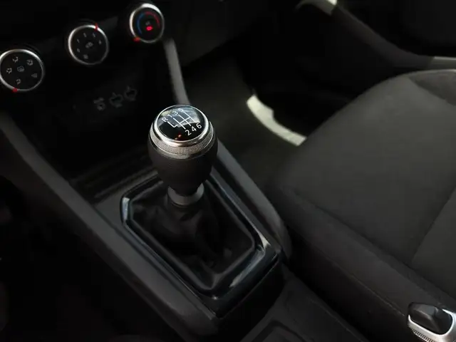 Renault Clio view 13
