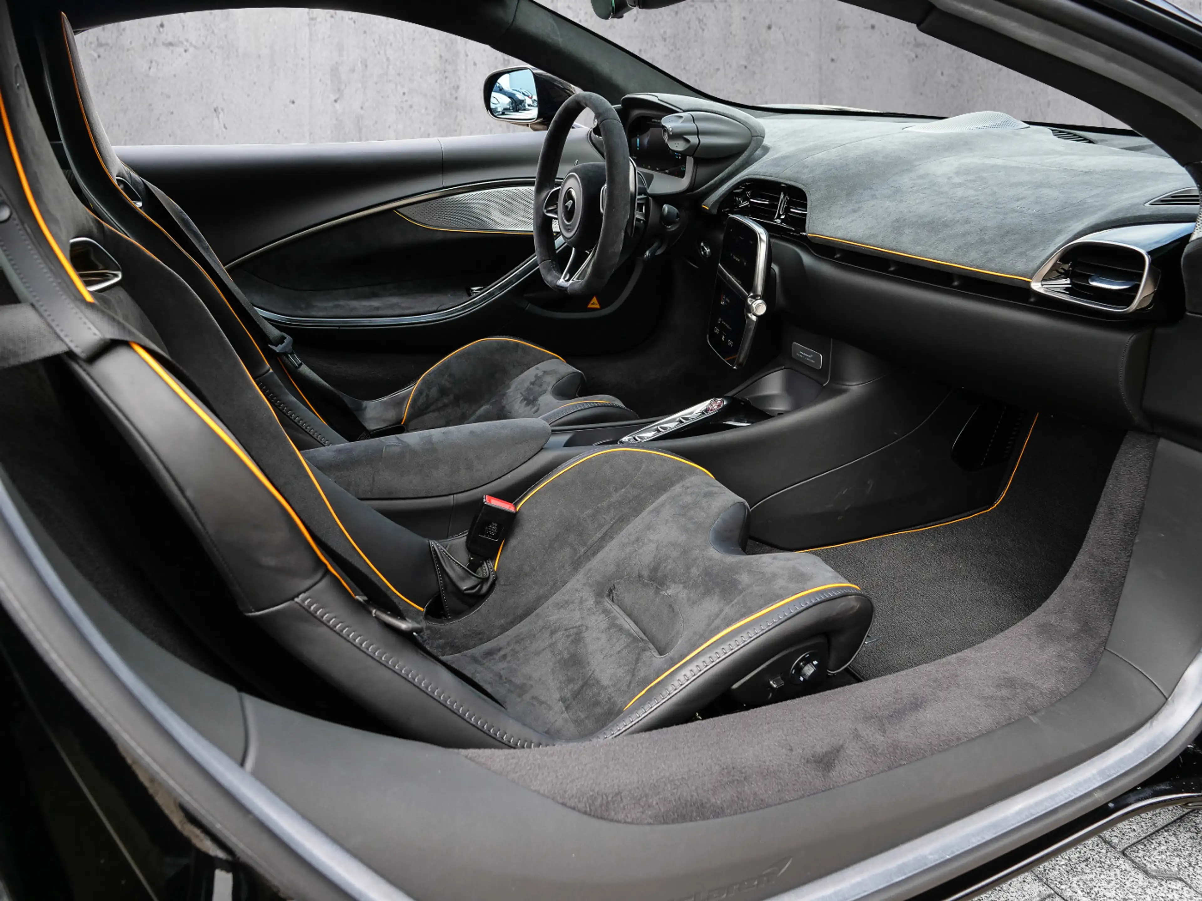 McLaren Artura Performance, Sport Exhaust, Technology — photo 13
