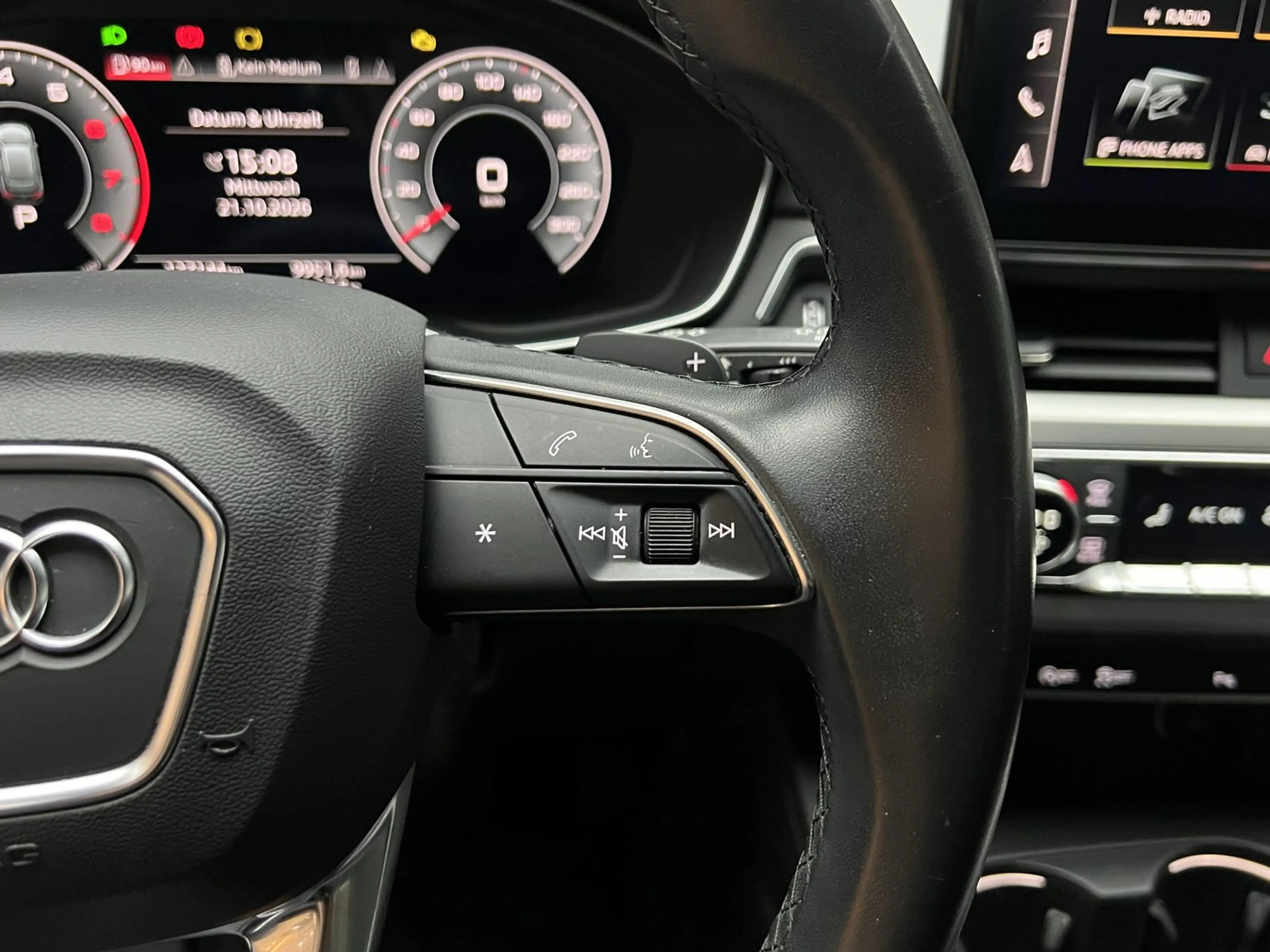 Audi A4 35 TFSI advanced S-Tronic Navi Kamera ACC 18" — photo 14