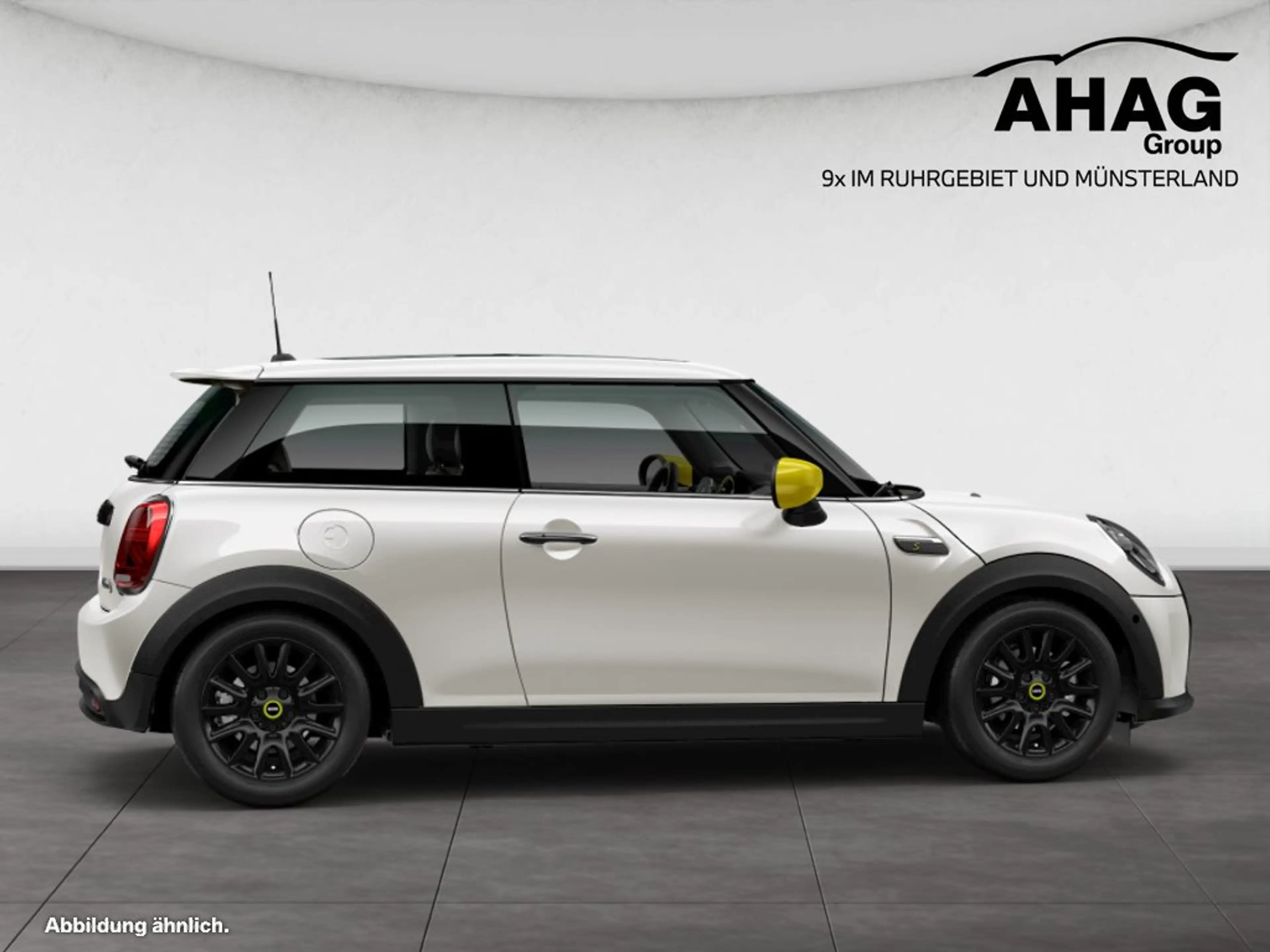 MINI Cooper SE — photo 8