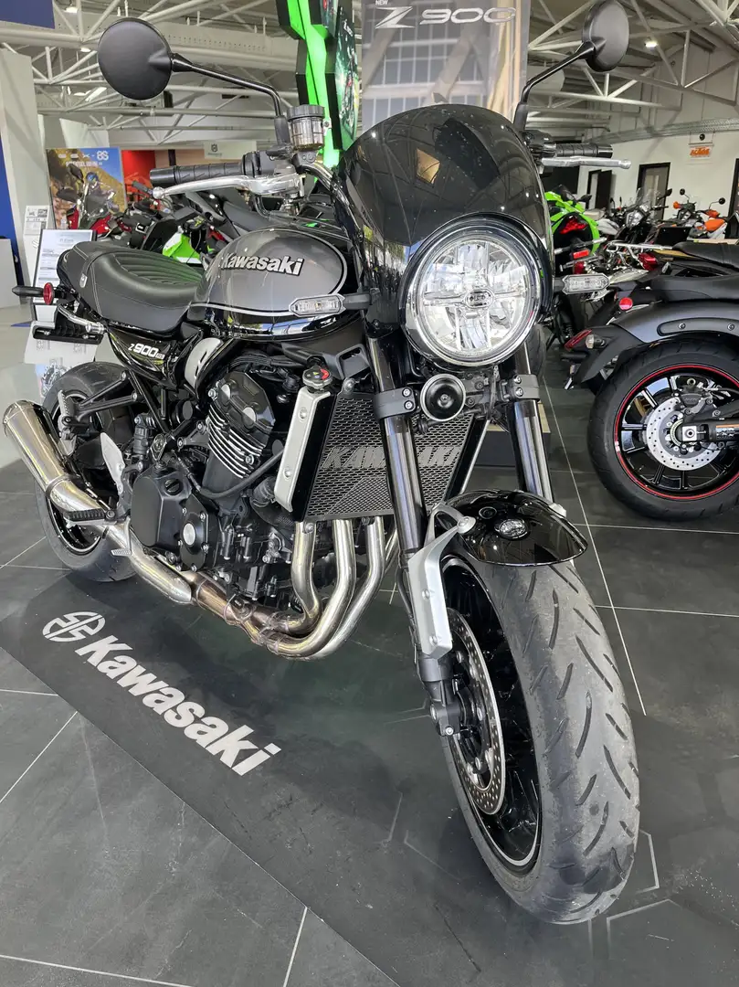 Kawasaki Z900RS Negro - 1