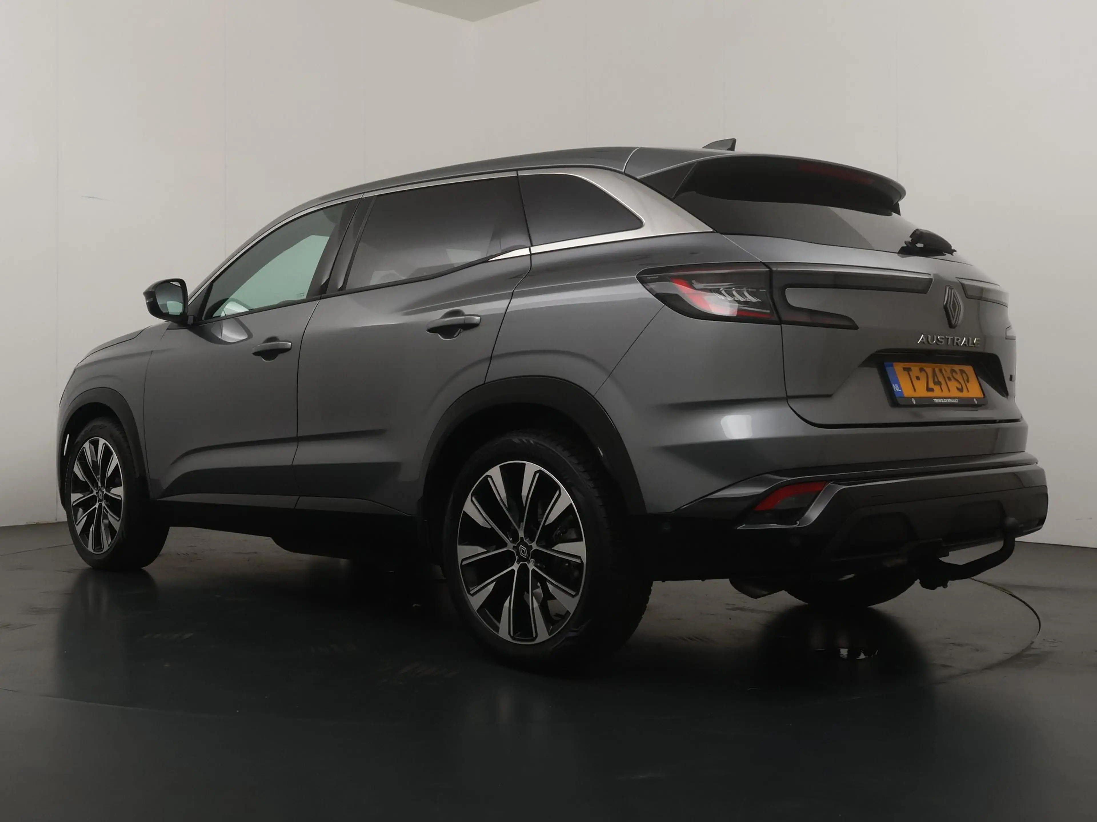 Renault Austral techno E-Tech full hybrid 200 | trekhaak | — photo 3
