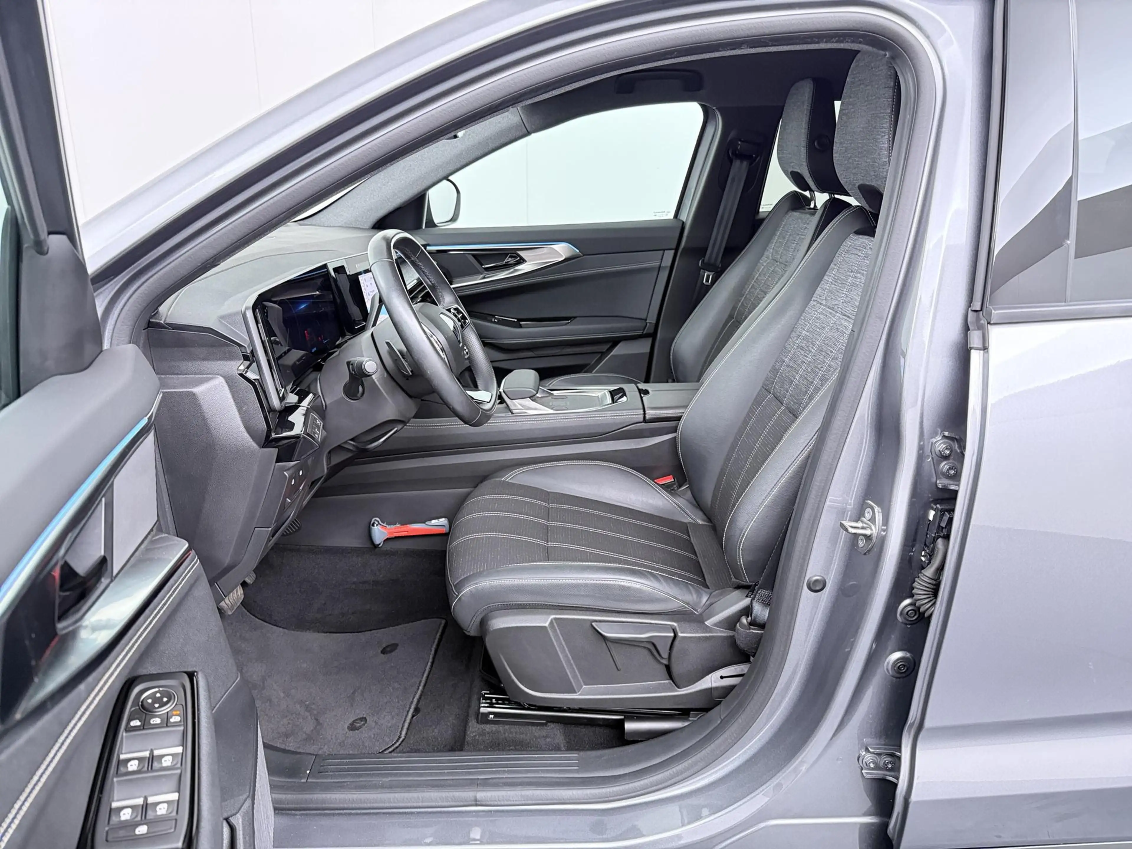 Renault Austral techno E-Tech full hybrid 200 | trekhaak | — photo 13