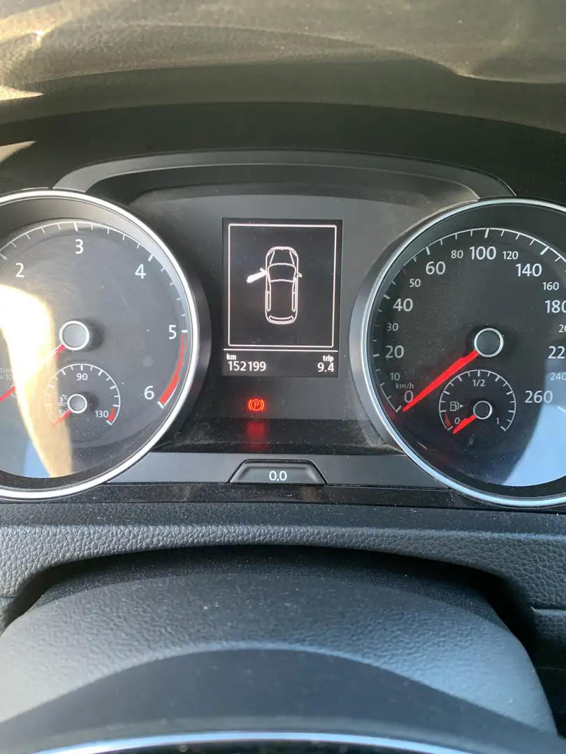 Volkswagen Golf 5p 1..6 blu Motion tdi Highline 110cv auto - 1