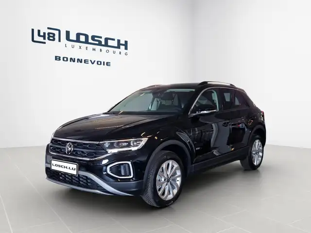 Volkswagen T-Roc main image