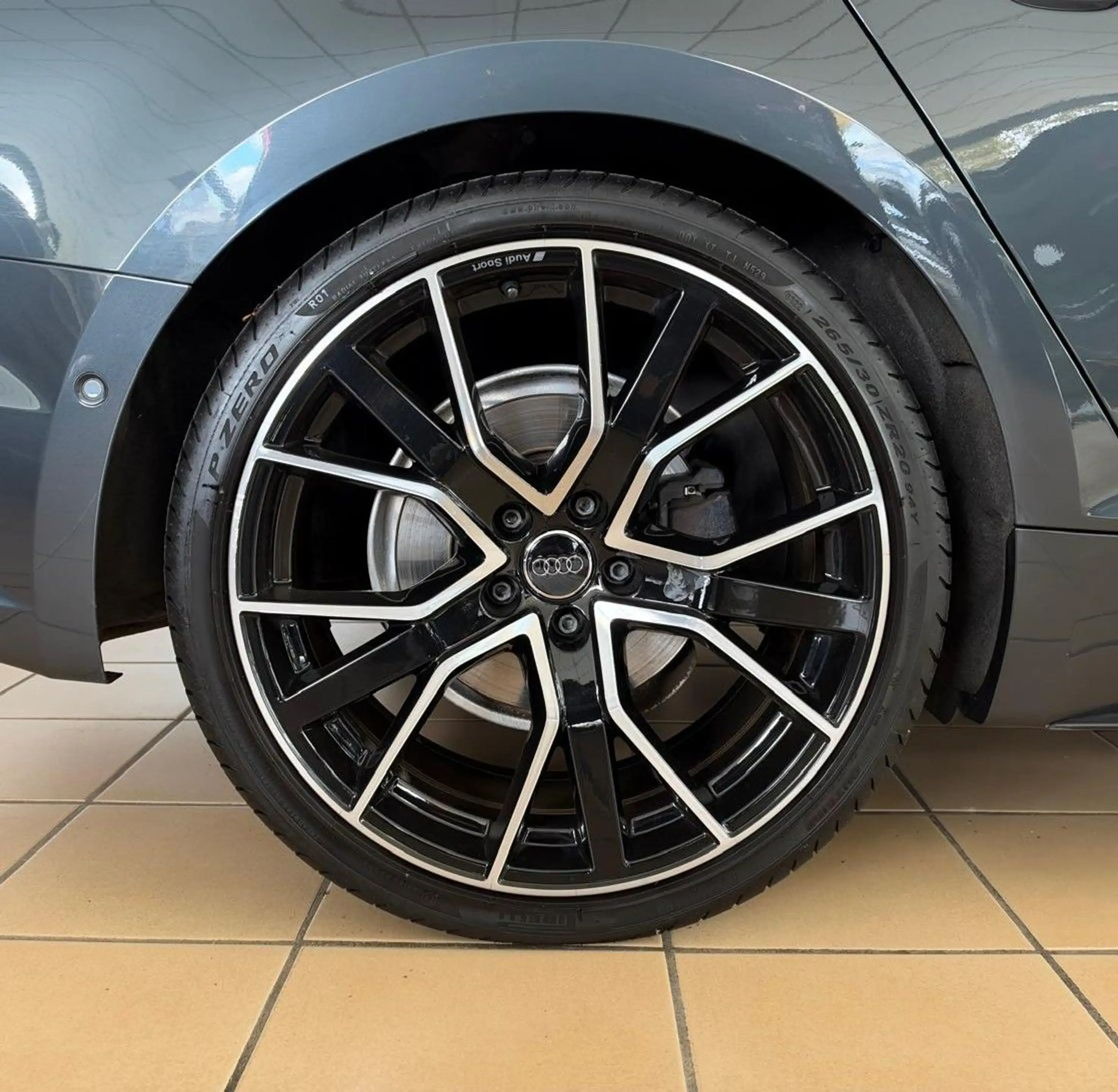 Audi A5 quattro sport HuD Digital Pano 360° Key-Go Ambient — photo 4