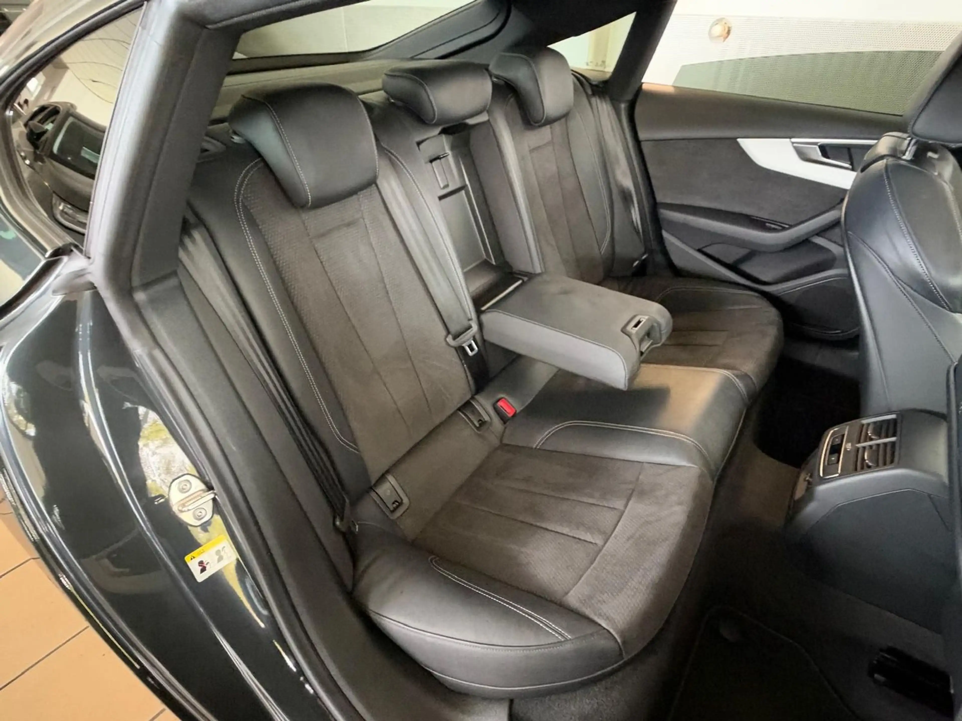 Audi A5 quattro sport HuD Digital Pano 360° Key-Go Ambient — photo 13