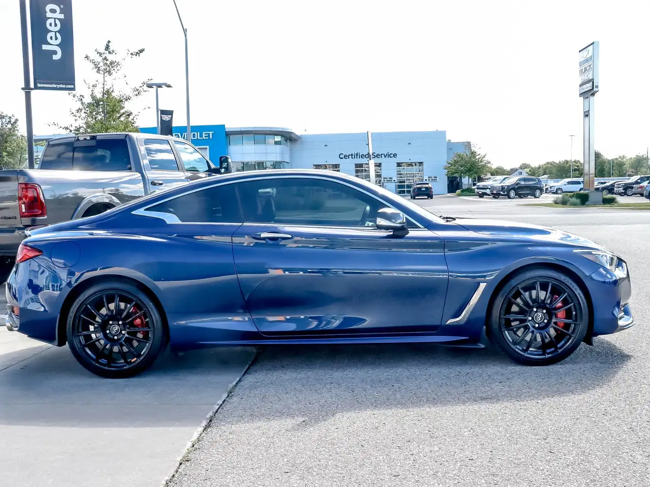 Infiniti Q60 photo Infiniti Q60