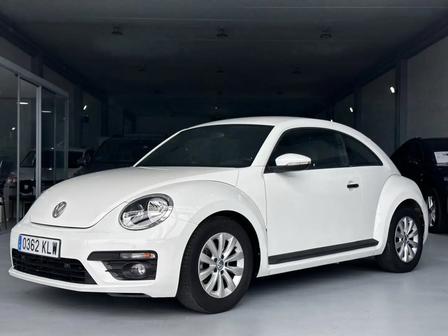 Volkswagen Beetle Cabrio 1.2 TSI Beetlemanía 77kW Blanco - 1