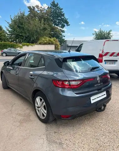 Renault Megane view 2