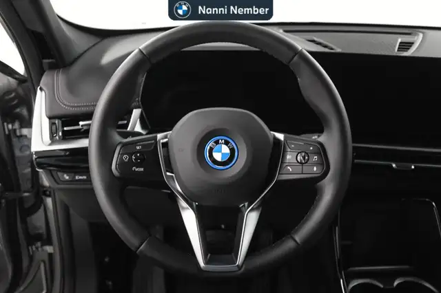 BMW Ix1 view 12