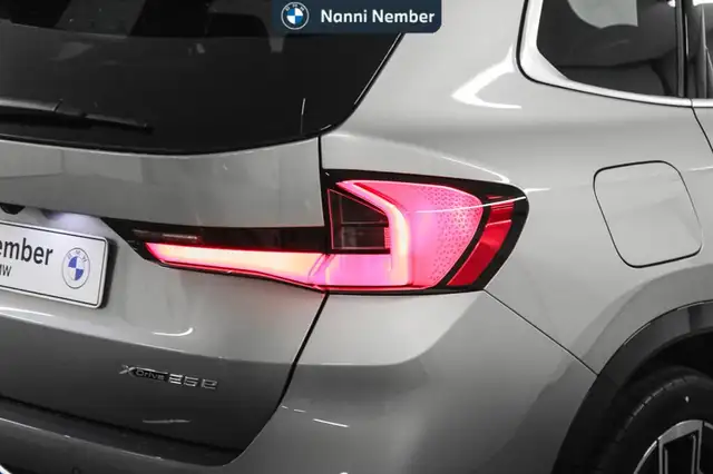 BMW Ix1 view 6