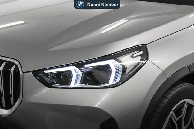 BMW Ix1 view 5