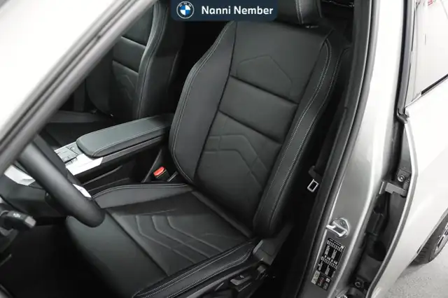BMW Ix1 view 13