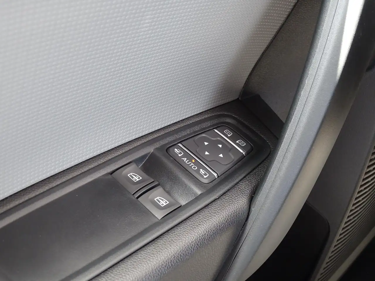 Renault Kangoo 2026 — фото 20
