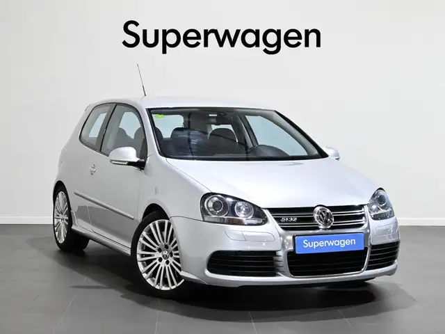 Volkswagen Golf 3.2 V6 R32 4Motion