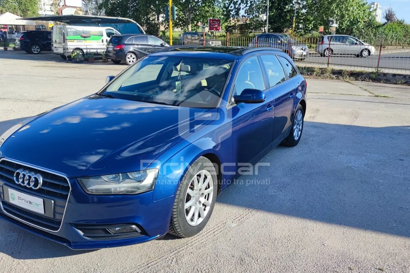 Audi A4 A4 Avant 2.0 TDI ultra 136CV Business Blu/Azzurro - 1