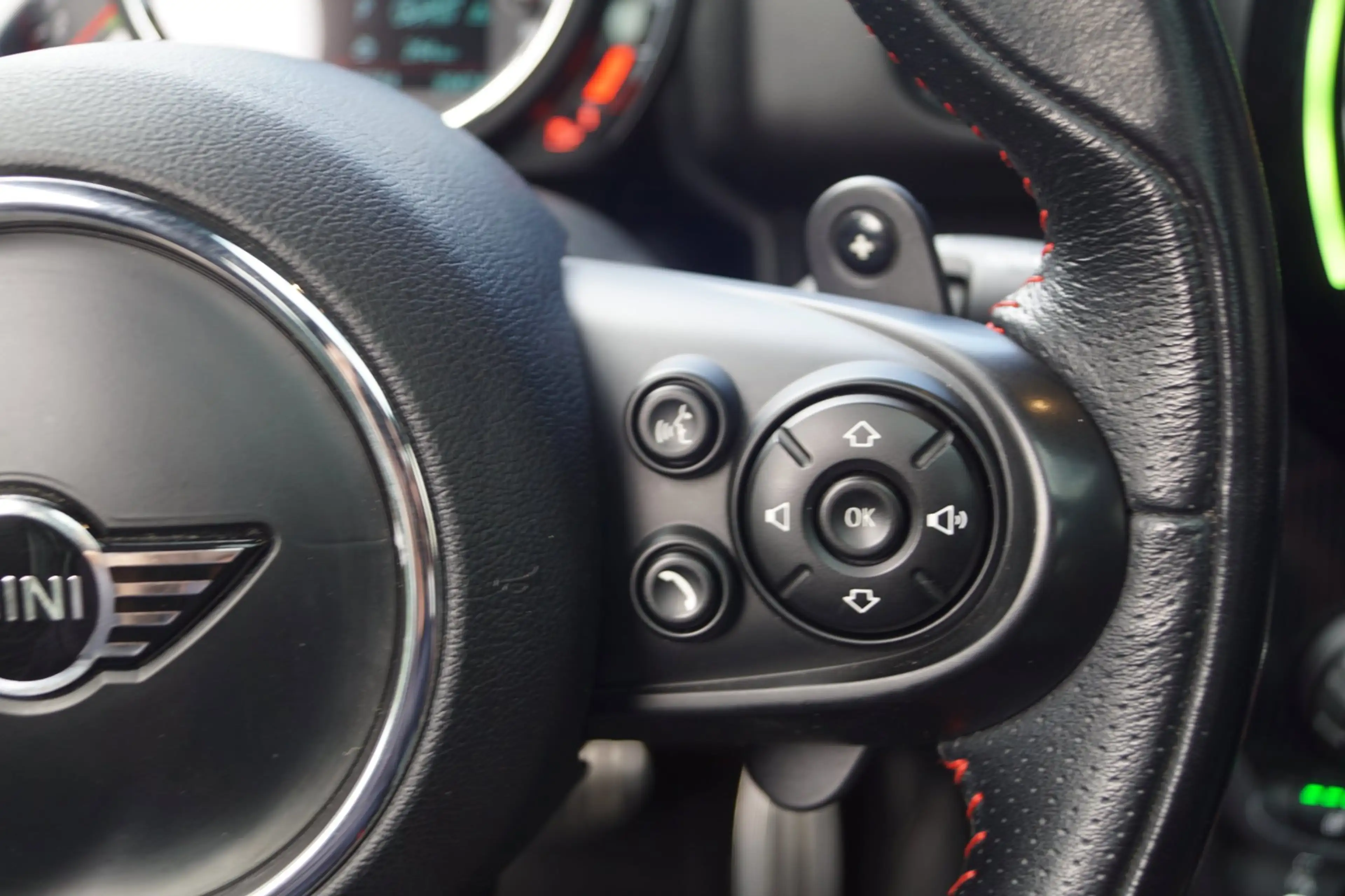 MINI John Cooper Works Countryman 2.0 ALL4 Chili Autom Panodak Leder/Alcantara Navi — photo 22