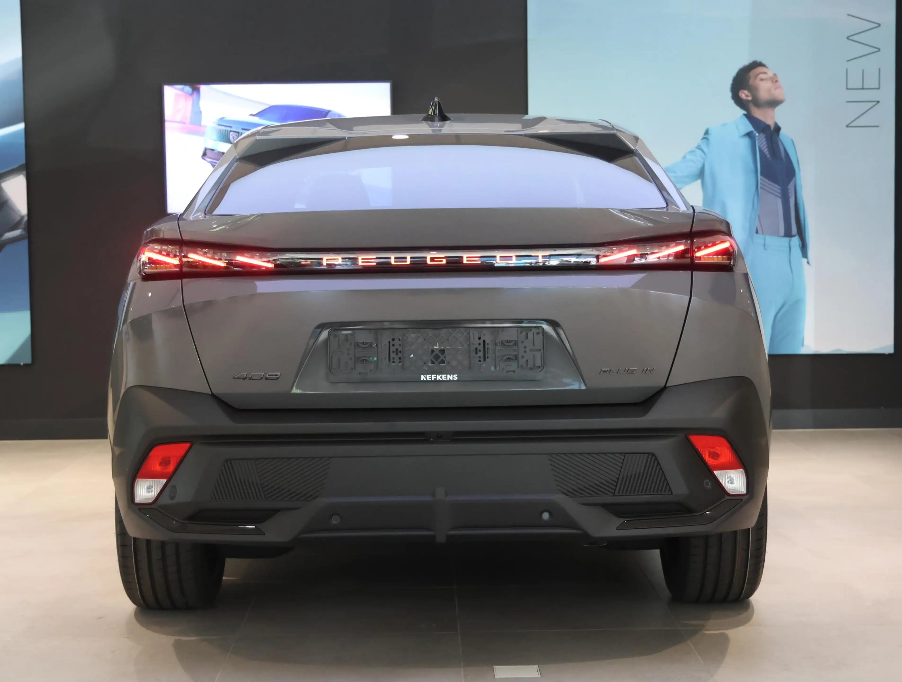 Peugeot 408 GT Exclusive Plug-In Hybrid 240 pk Automaat | Voor — photo 7