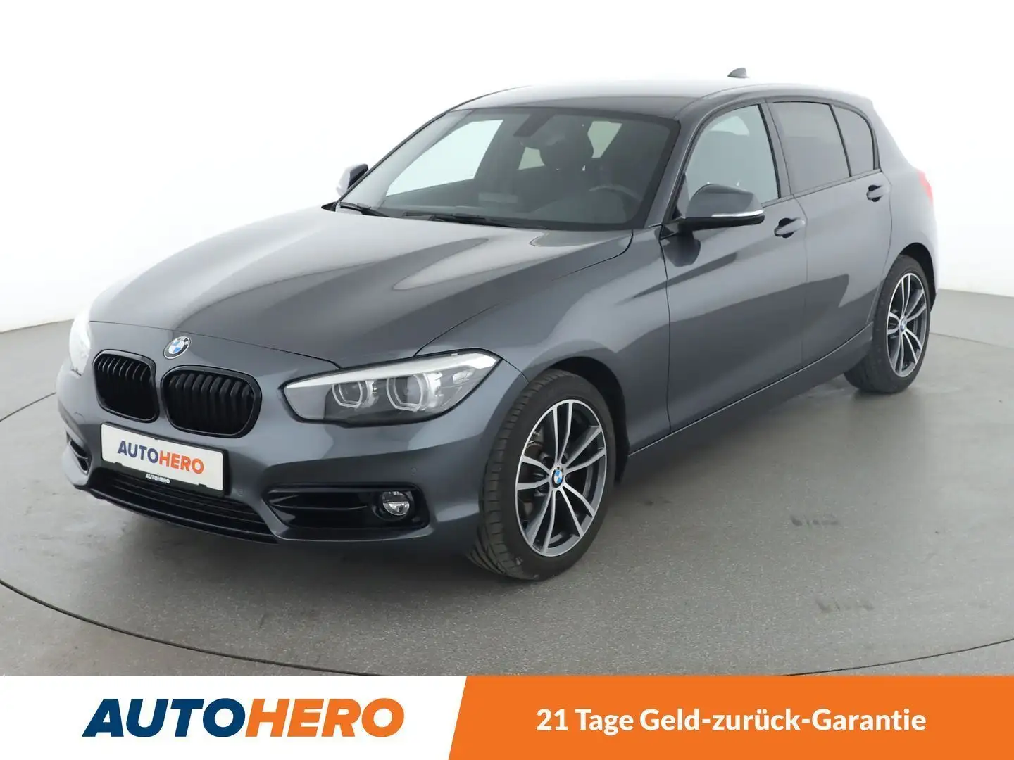 BMW 120 120i Edition Sport Line Shadow Aut.*NAVI*LED*PDC* Серый - 1