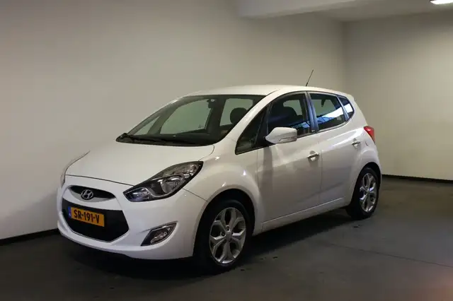 Hyundai iX20 1.4I I-MAGINE, Navi, Camera, Airco, Elektr. ramen,