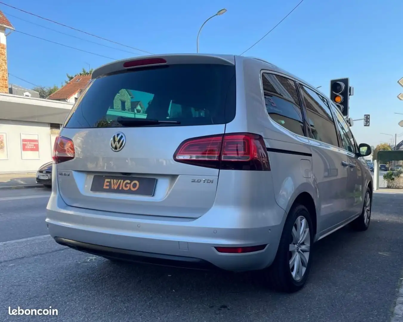 Volkswagen Sharan 2.0 TDI 150Ch CARAT 7 PL TOIT OUVRANT SIEGES CUIR ELECTRIQUES HAYON MAIN LIBR... Gris - 2