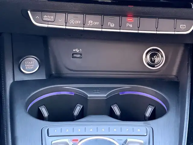 Audi A4 Avant view 13