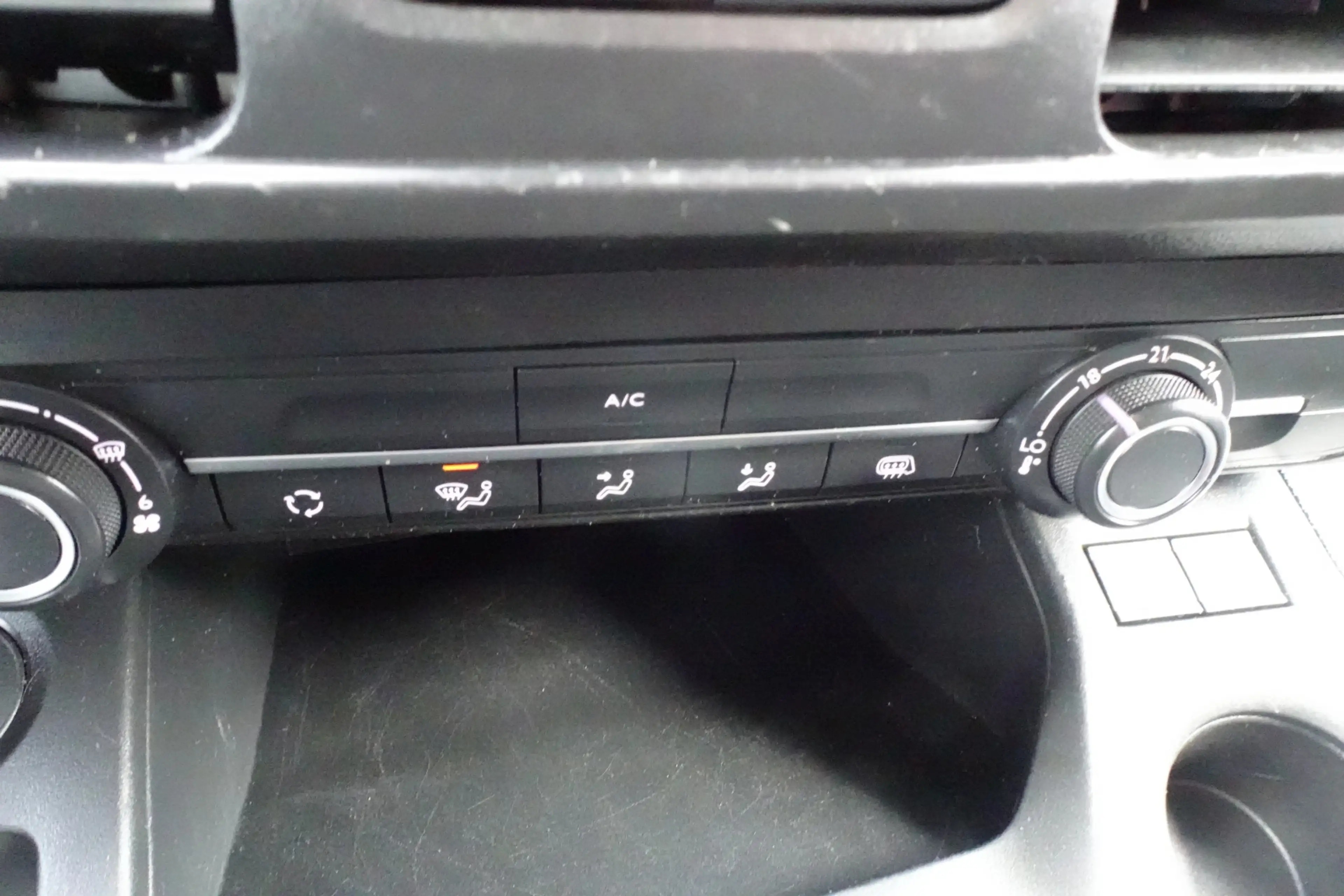 Peugeot Partner 1.5 BlueHDI Premium airco camera cruis trekhaak — photo 12